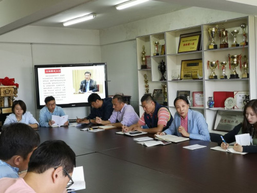 cafd32ca01d54d8ba64cef7e3f73d52c.jpg 党风廉政.jpg