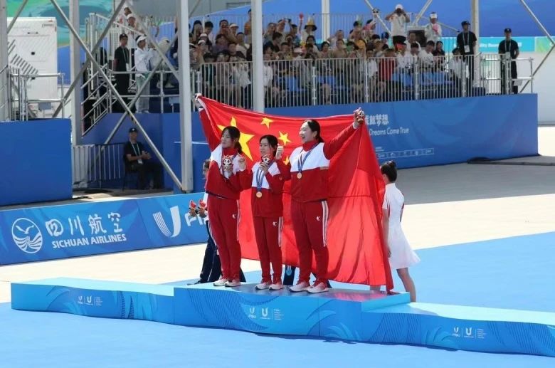 de6467e0652b47e1848087b29a741a21.jpg de6467e0652b47e1848087b29a741a21.jpg